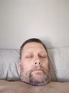AshBig24 webcam