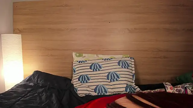 madelaine_blosson webcam