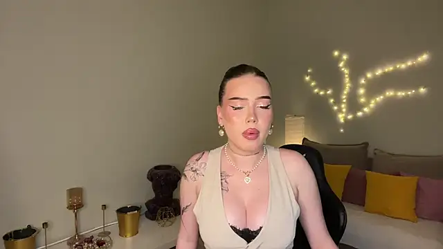 mistress_of_hearts webcam