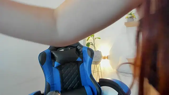 bella_99_ webcam