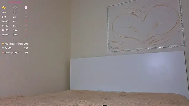 LitellyBella webcam