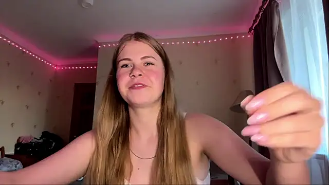 Amy_Maev