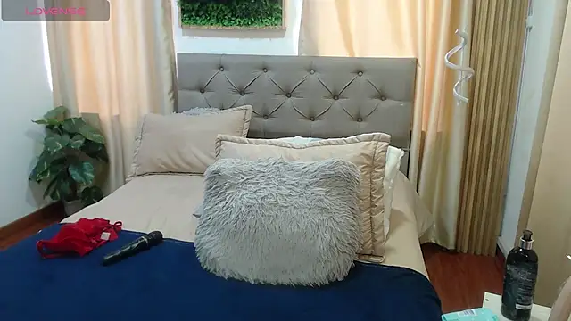 sasi_luna webcam
