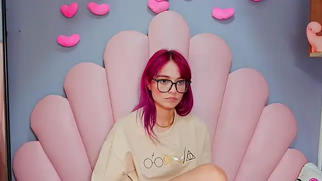 luci_miller webcam