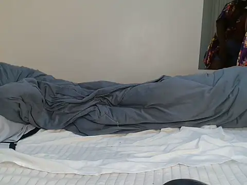 hairy_squiter77 webcam