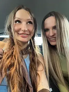 mikkixmeow webcam