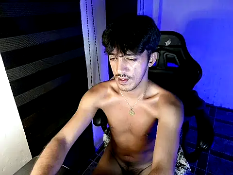 Spicy_RowyCam webcam