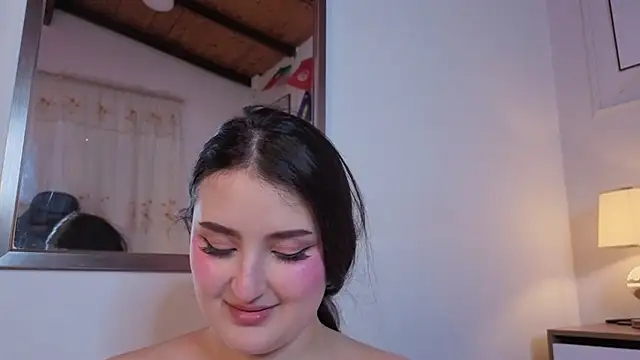 zoe_moon__