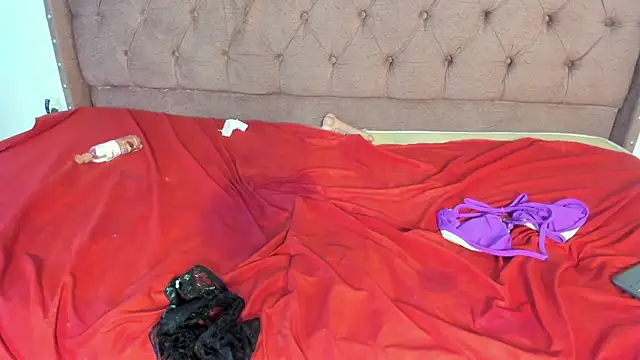 lau_hotfox webcam