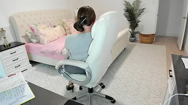 Vika73 webcam