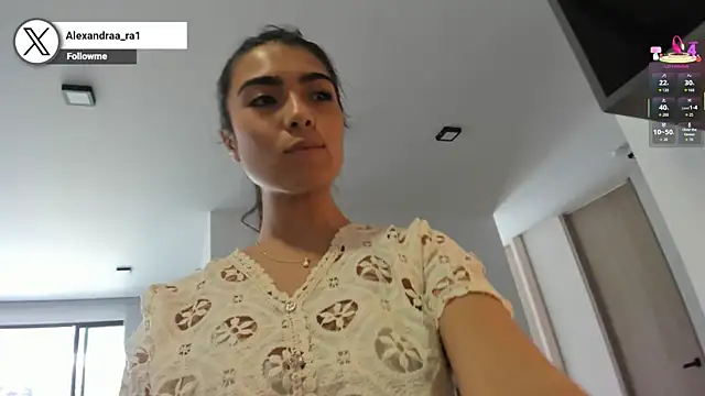 Alexandra_ra webcam