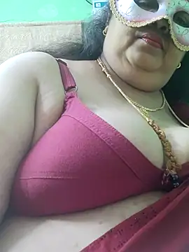 tamilthanushri webcam