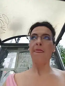 RebeccaNoble webcam