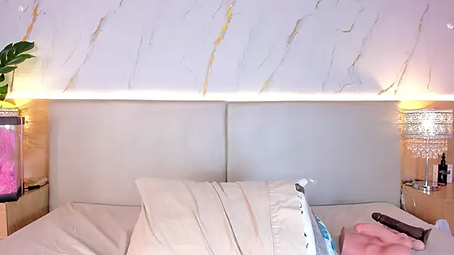 julietaa_1 - Julietaa_1's free webcam - UK Sex Cams