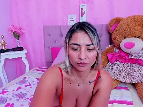 milf_bigass_ webcam