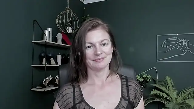 VivianWILD webcam