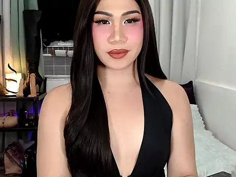 elise_bloom69 live cam on StripChat