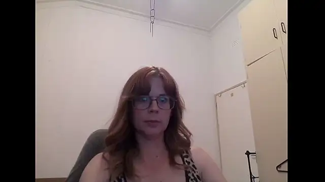 SavannaGirly webcam