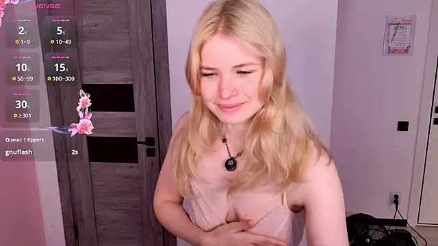 ChloeWells webcam
