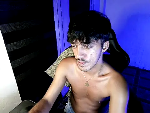 Spicy_RowyCam webcam