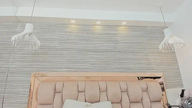 ikia_lopez_ webcam