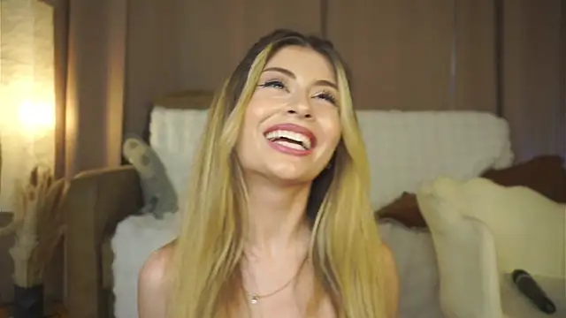 GeorginaHarn webcam
