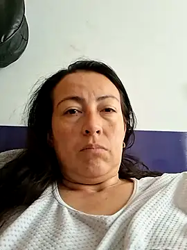 Lauryn_Jones webcam