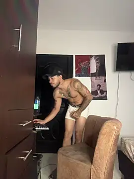 Kenny_romano webcam