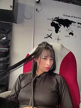 Sasha-firee live cam on StripChat