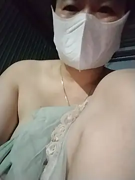 Lily_Trinh webcam