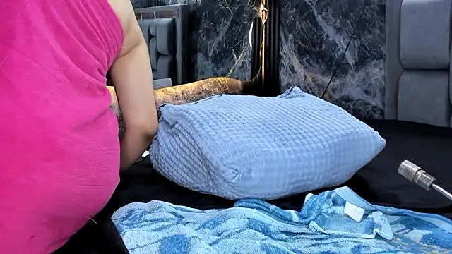 Couple_Gold69 webcam