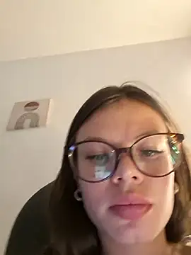 _Isabella-7 webcam