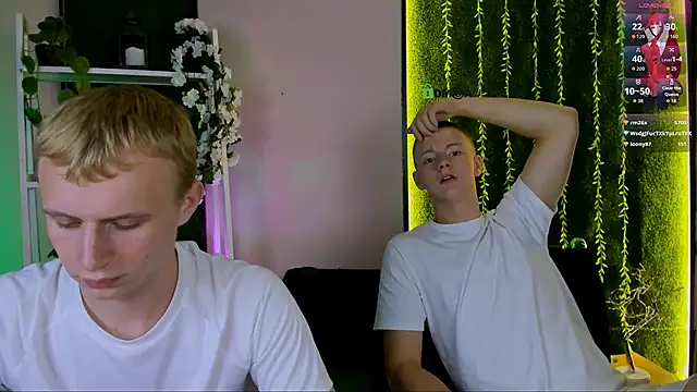 noah_nero webcam