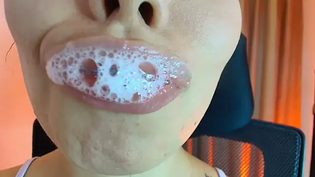 lisbet21x - Lisbet21x's free webcam - UK Sex Cams