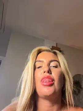 CharlottemilfUKx