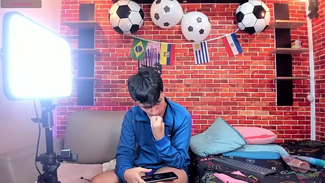 Hoot_boyss_ webcam
