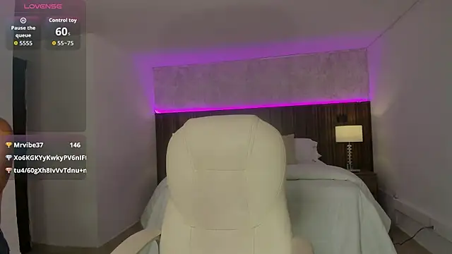Megann_Williamss webcam
