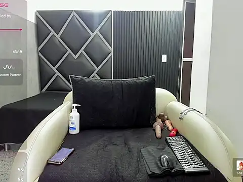 Marymarr-23 webcam