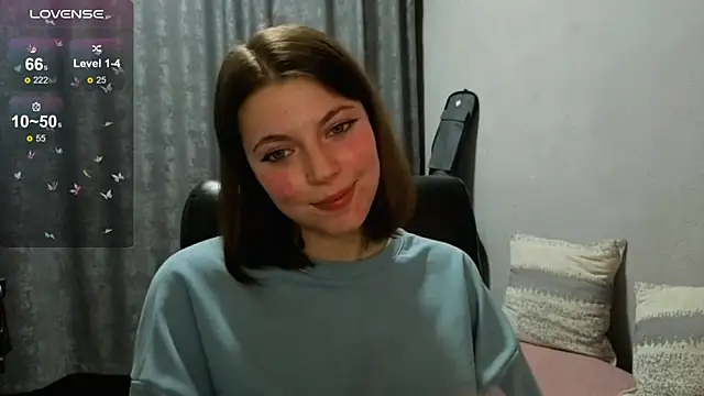 LoriYates webcam