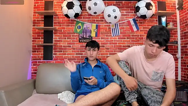 Hoot_boyss_ webcam