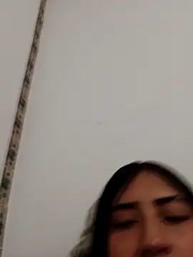 Chanel_and_Dior webcam
