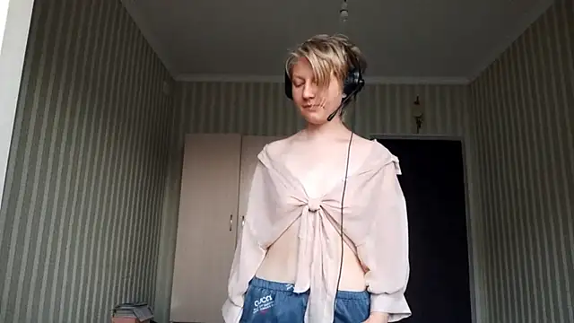 JennyShortcut webcam