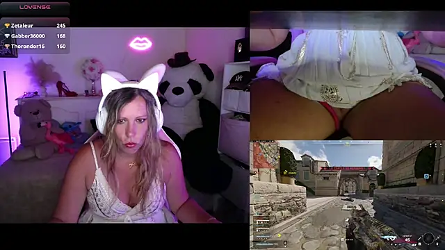 Angie-night webcam