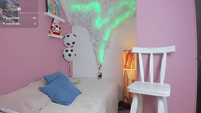 liz_merchan webcam