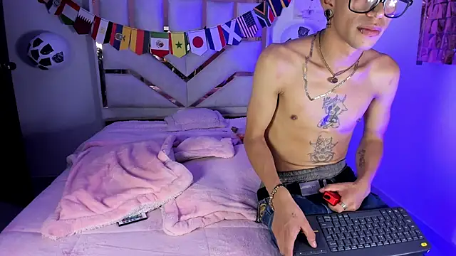 Demian_Salvatoire webcam