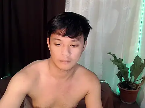 kingdomcum96 live sex cam
