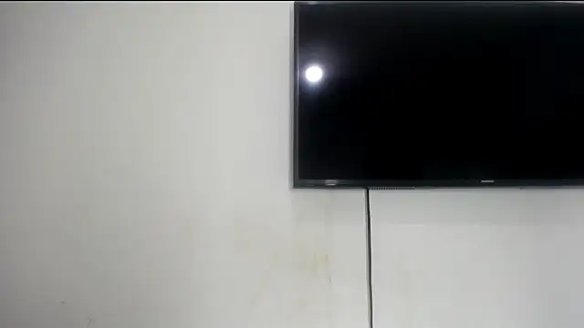 Fox_Loves webcam