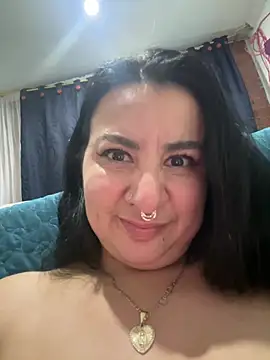 Abril_Luv webcam