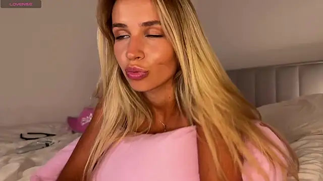 Sexy_Katze live sex cam