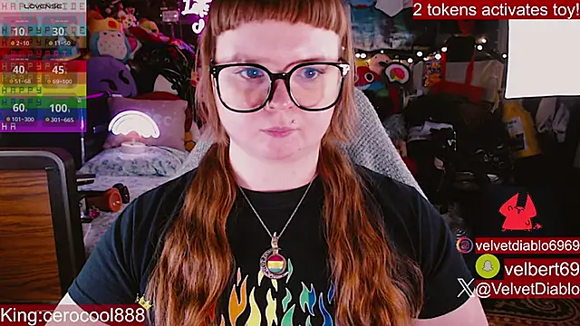 VelvetDiablo webcam